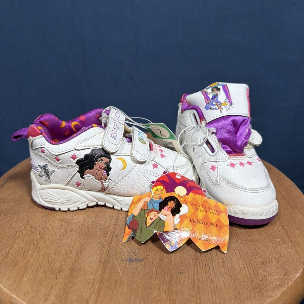 Vintage 90s The Hunchback of Notre Dame Shoes Esmeralda Disney Toddler 7 NEW NOS